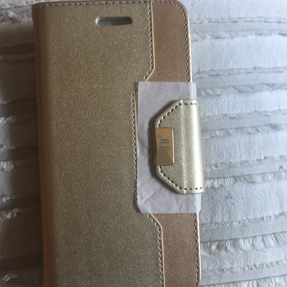 Gold iPhone 7 Plus case/wallet